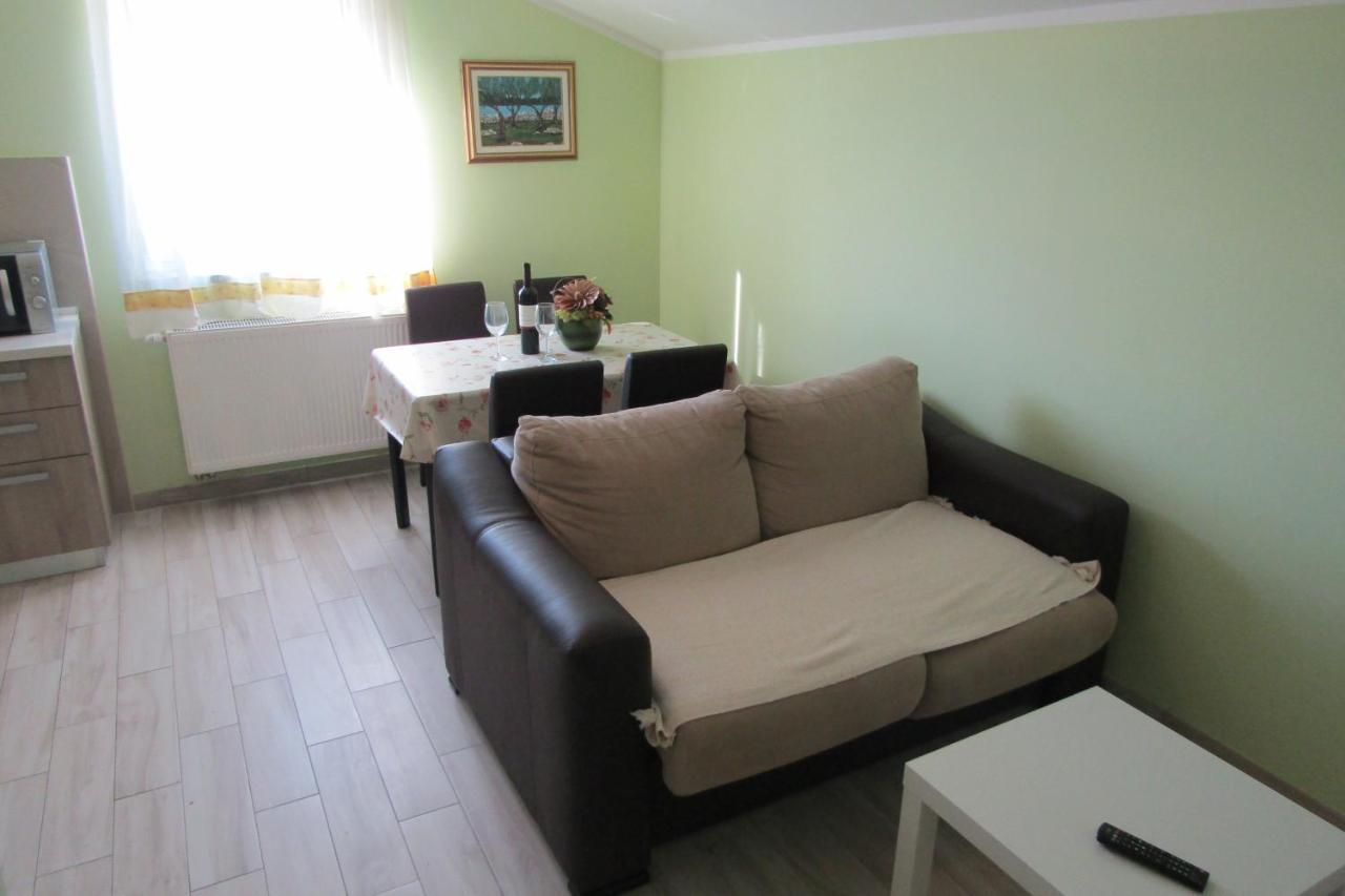 Apartment Morozin Krk Town Exterior photo